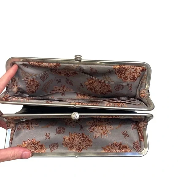 Hobo black leather clutch wallet - Picture 8 of 8